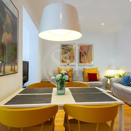 Apartment Bonito Cerca De La Sagrada Familia *