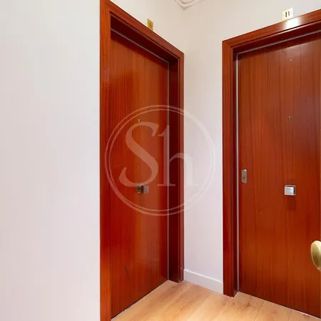 Apartment Bonito Cerca De La Sagrada Familia