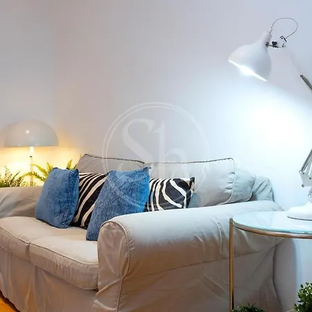Apartment Bonito Cerca De La Sagrada Familia